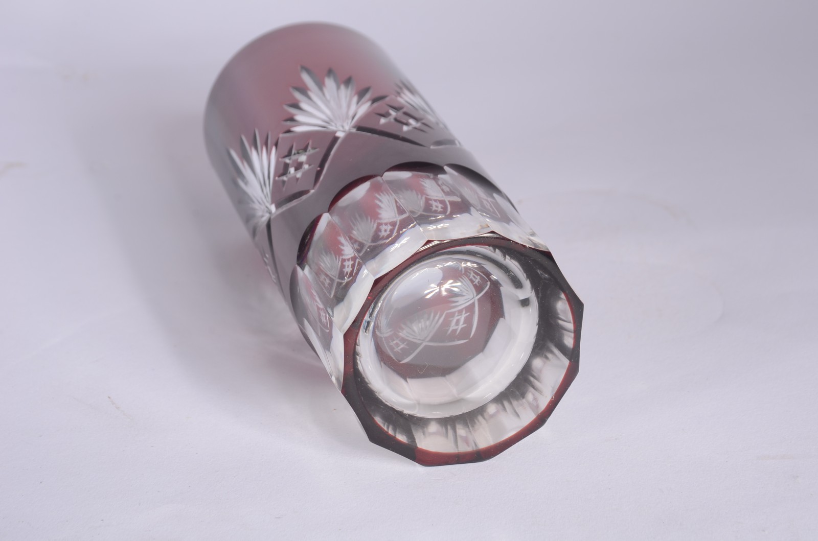 Conjunto com 12 copos para long drink de cristal doublé lapidado, nas... - foto 7 de 7