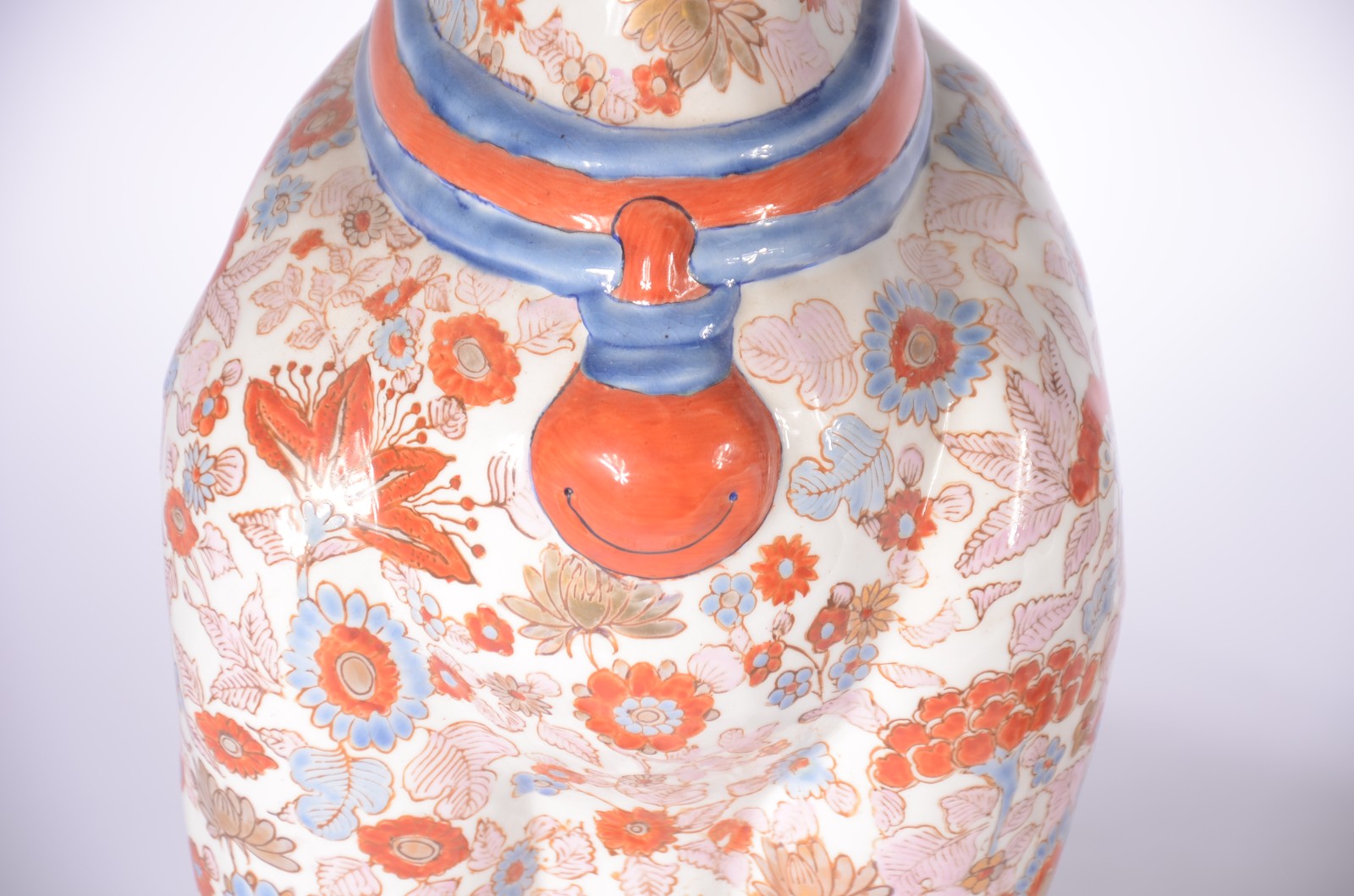 Par de esculturas de porcelana oriental policromada representando... - foto 4 de 10