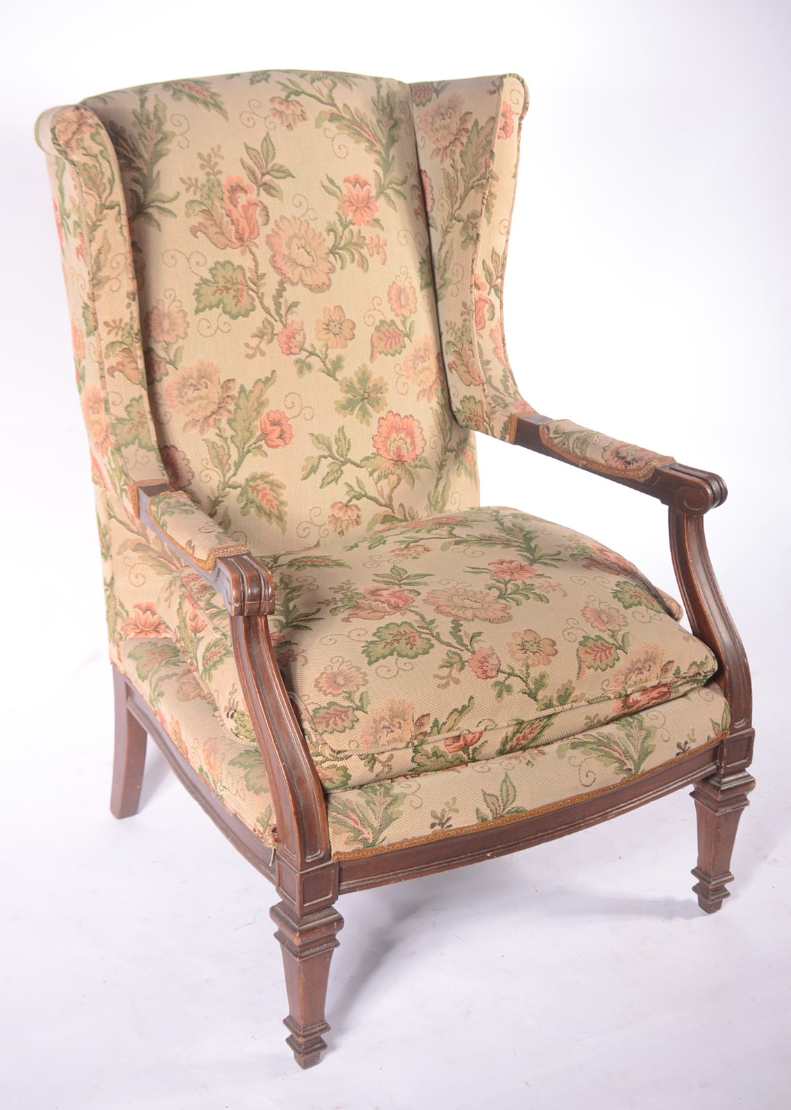 Bergere de madeira nobre, assento e encosto estofado e forrado com... - foto 1 de 7