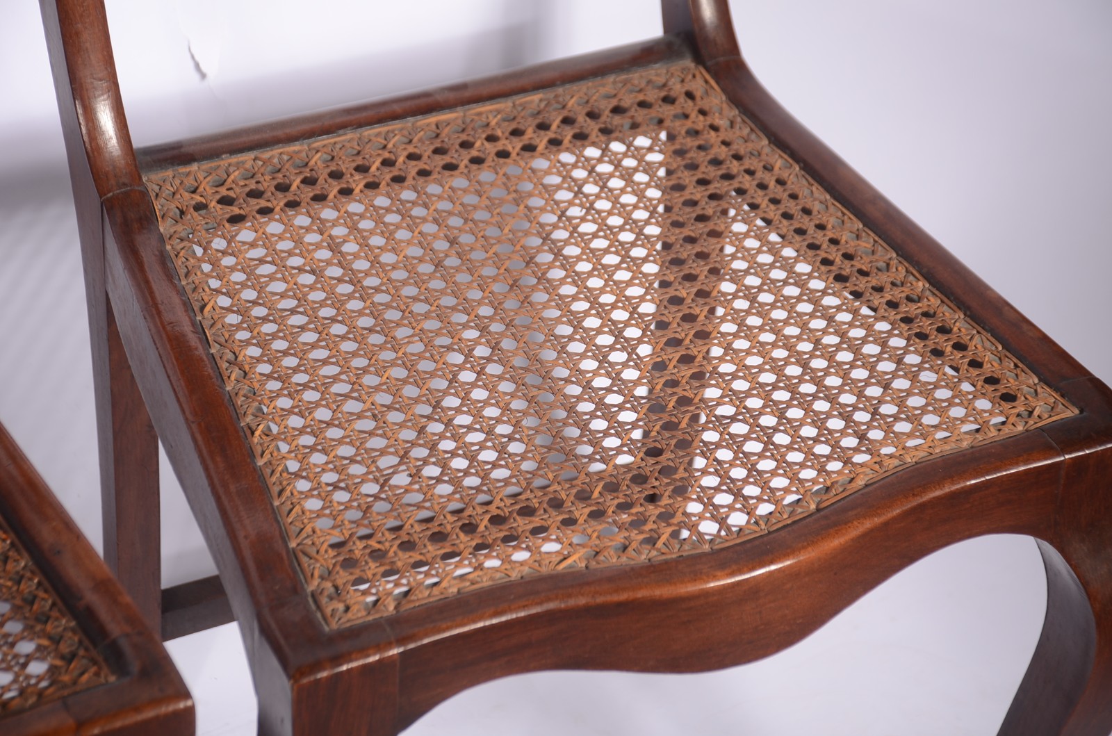 Conjunto com 4 cadeiras de madeira nobre para sala de jantar... - foto 4 de 9