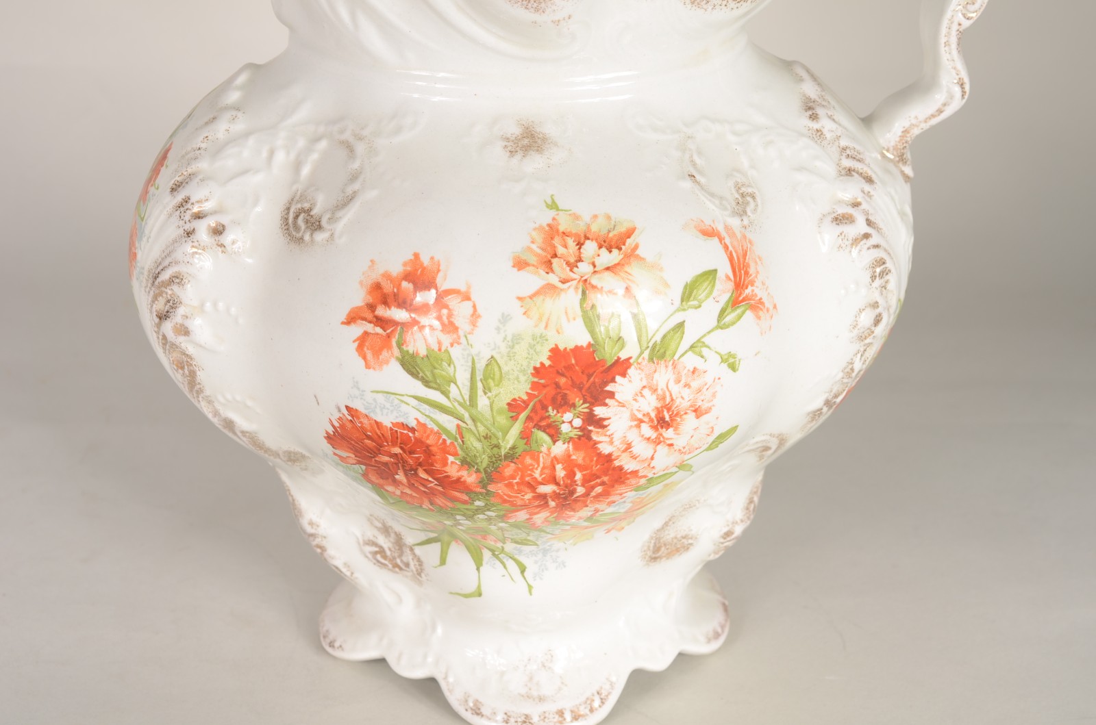 Gomil de porcelana inglesa J&G Meakin, fundo branco com flores em... - foto 4 de 7