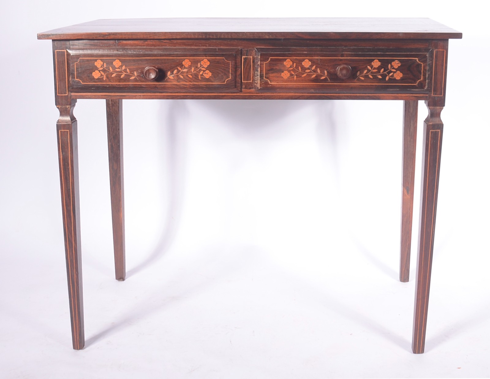 Mesa retangular de madeira nobre filetada, estilo Dona Maria, duas... - foto 2 de 9