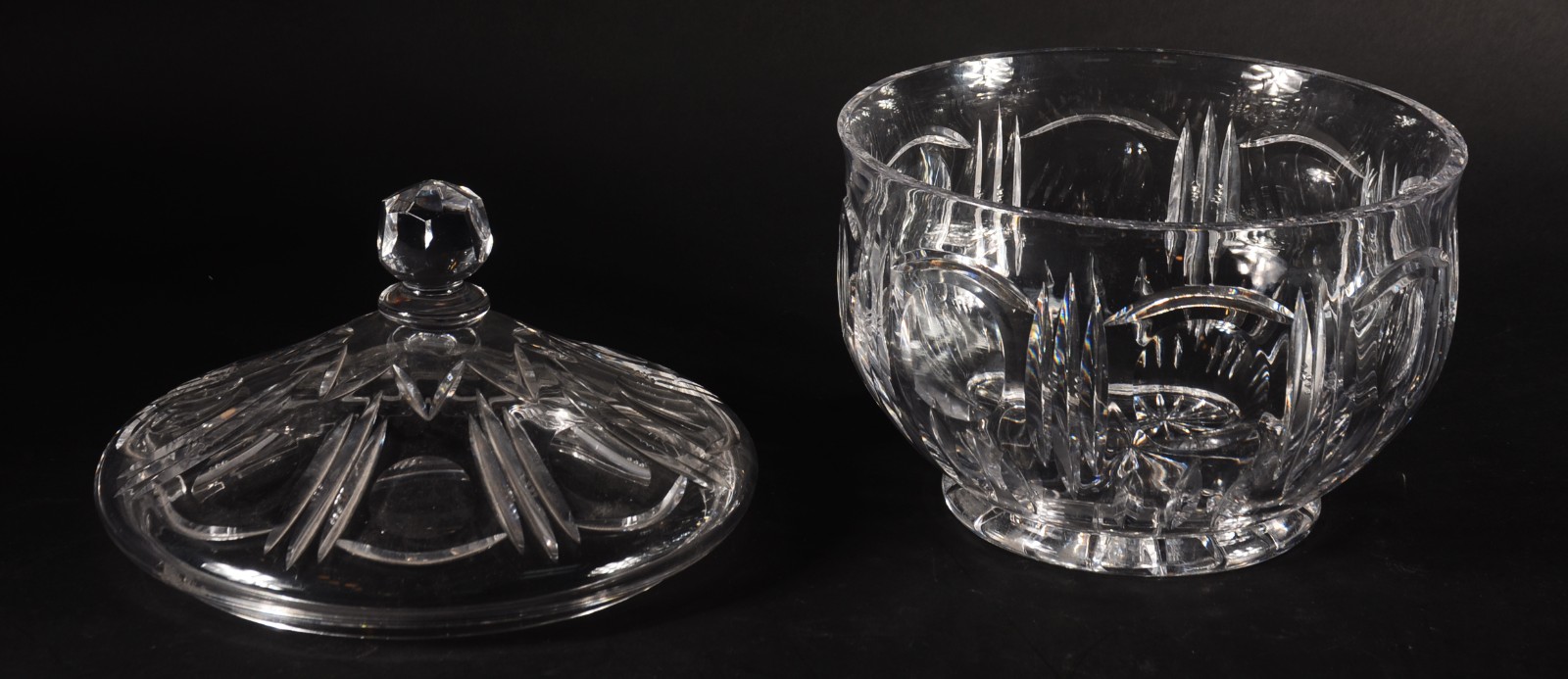 Conjunto de poncheira de cristal lapidado com 11 taças (outra... - foto 6 de 11