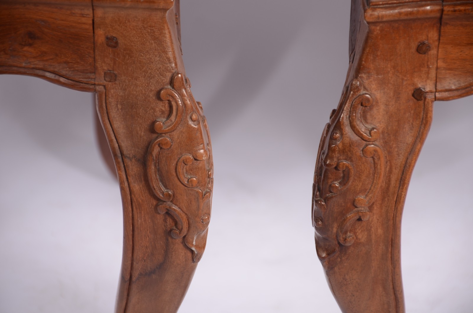 Conjunto com 6 cadeiras de madeira nobre para sala de jantar, estilo... - foto 5 de 9