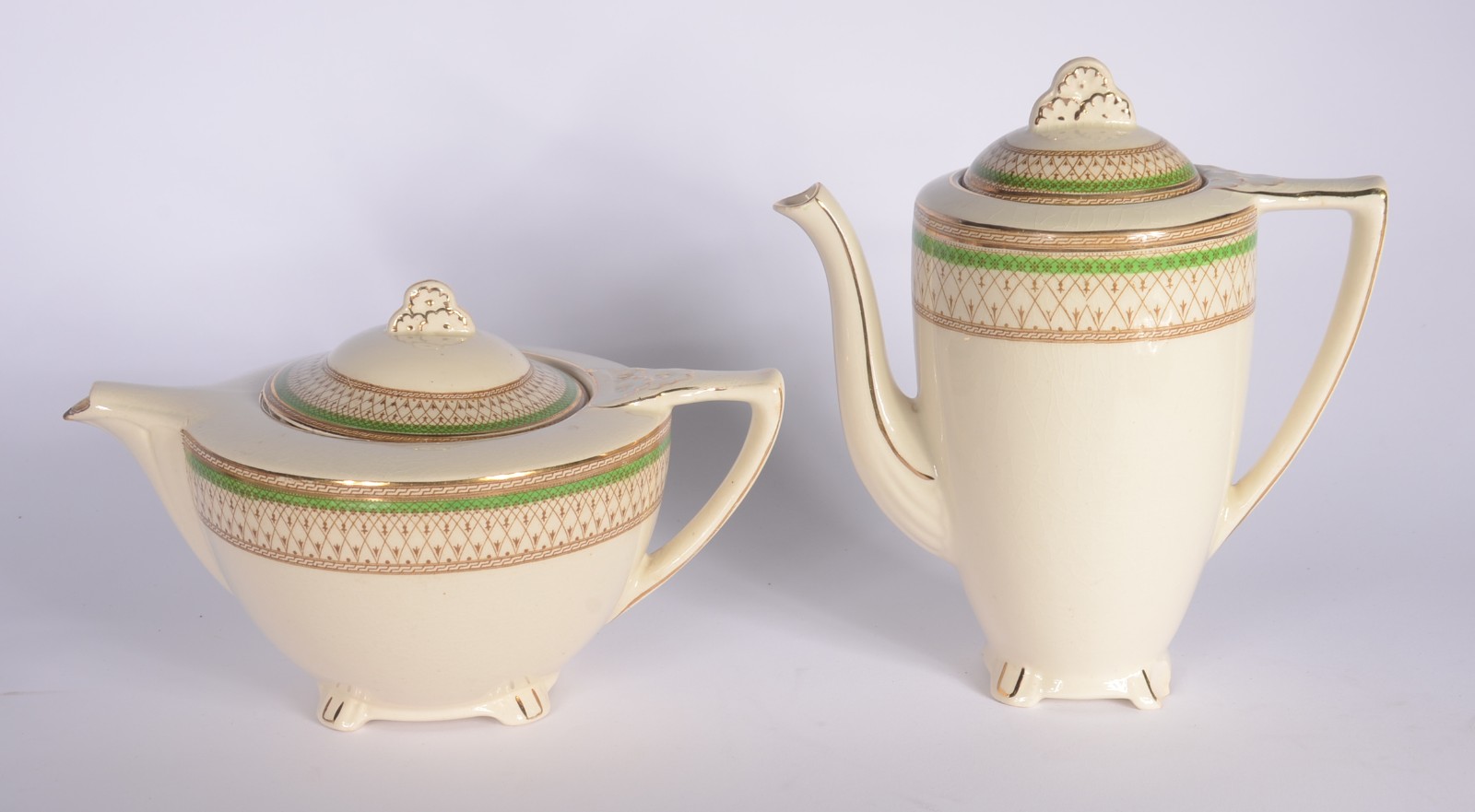 Serviço de chá e café de faiança inglesa J&G Meakin, composto de: 8... - foto 5 de 11