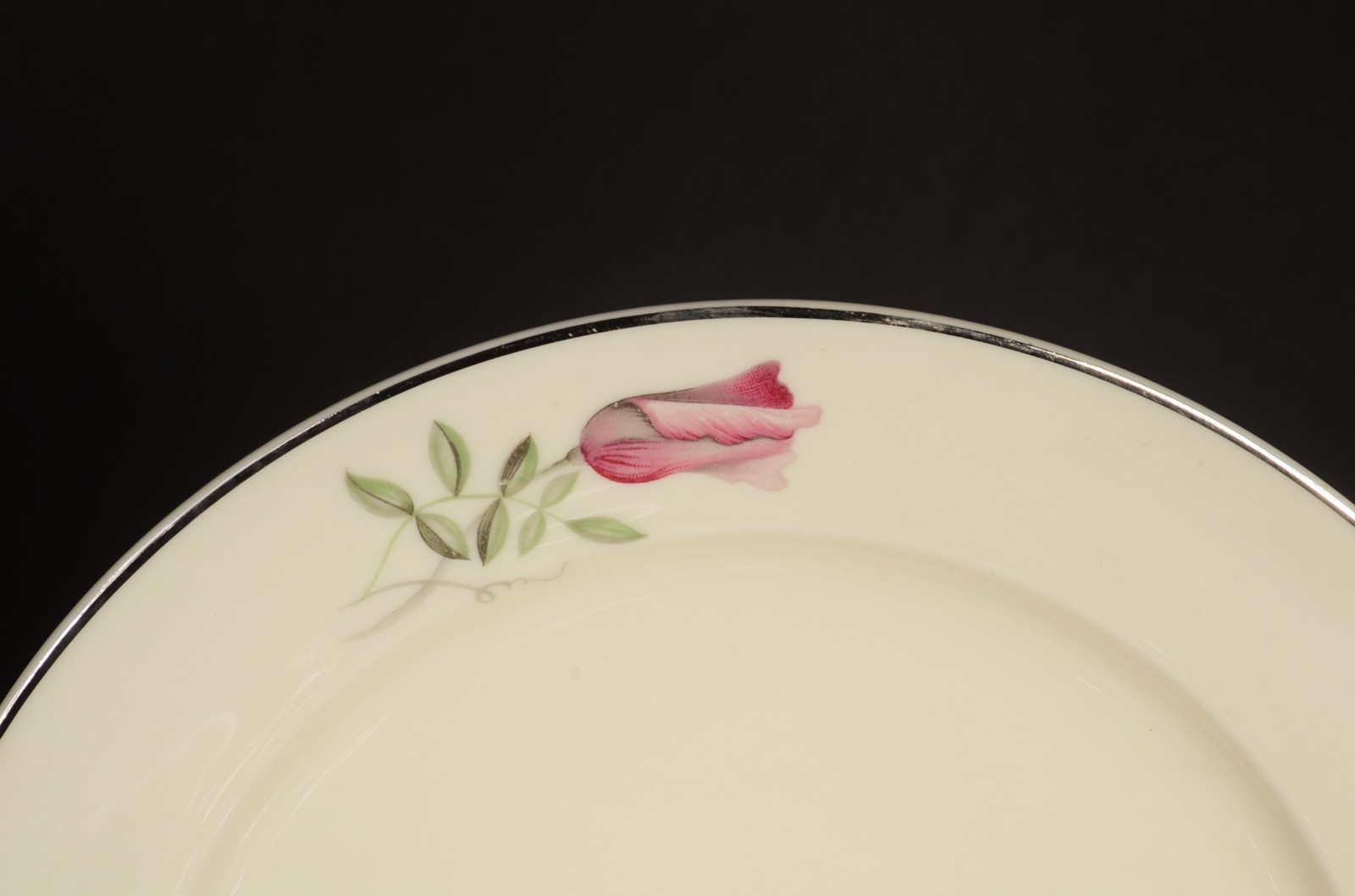 Serviço de chá de porcelana tcheca "Royal Ivory", composto de: 6... - foto 3 de 11