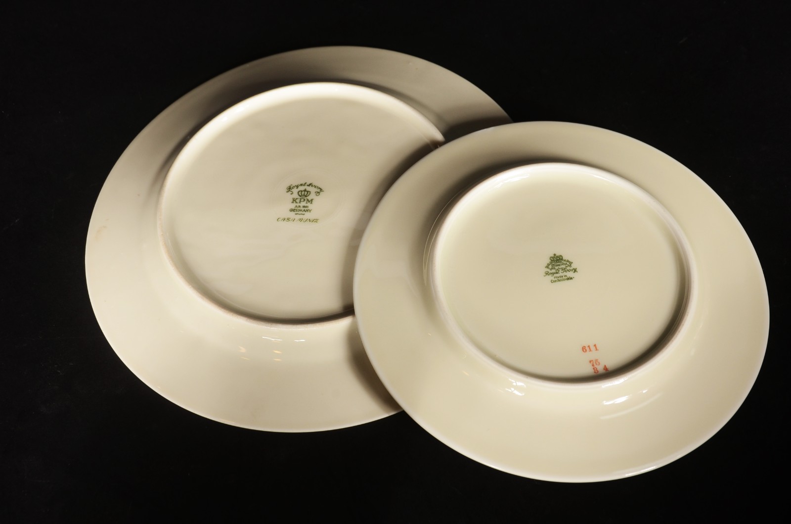Serviço de chá de porcelana tcheca "Royal Ivory", composto de: 6... - foto 8 de 11