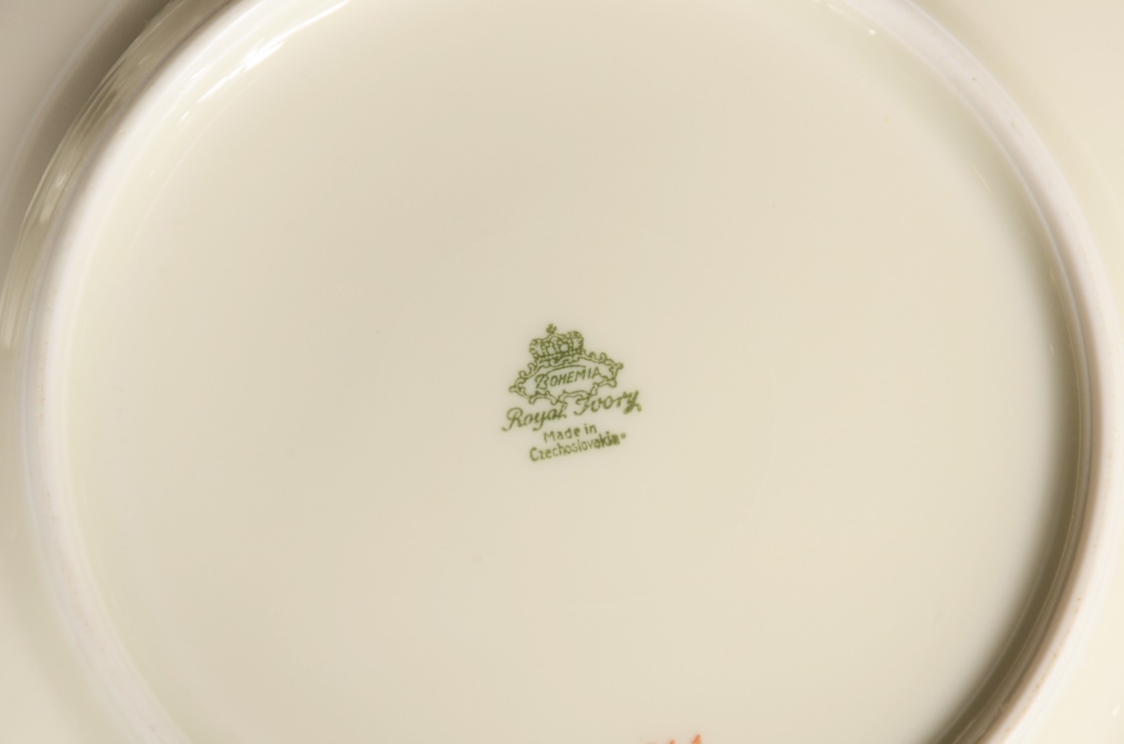 Serviço de chá de porcelana tcheca "Royal Ivory", composto de: 6... - foto 9 de 11