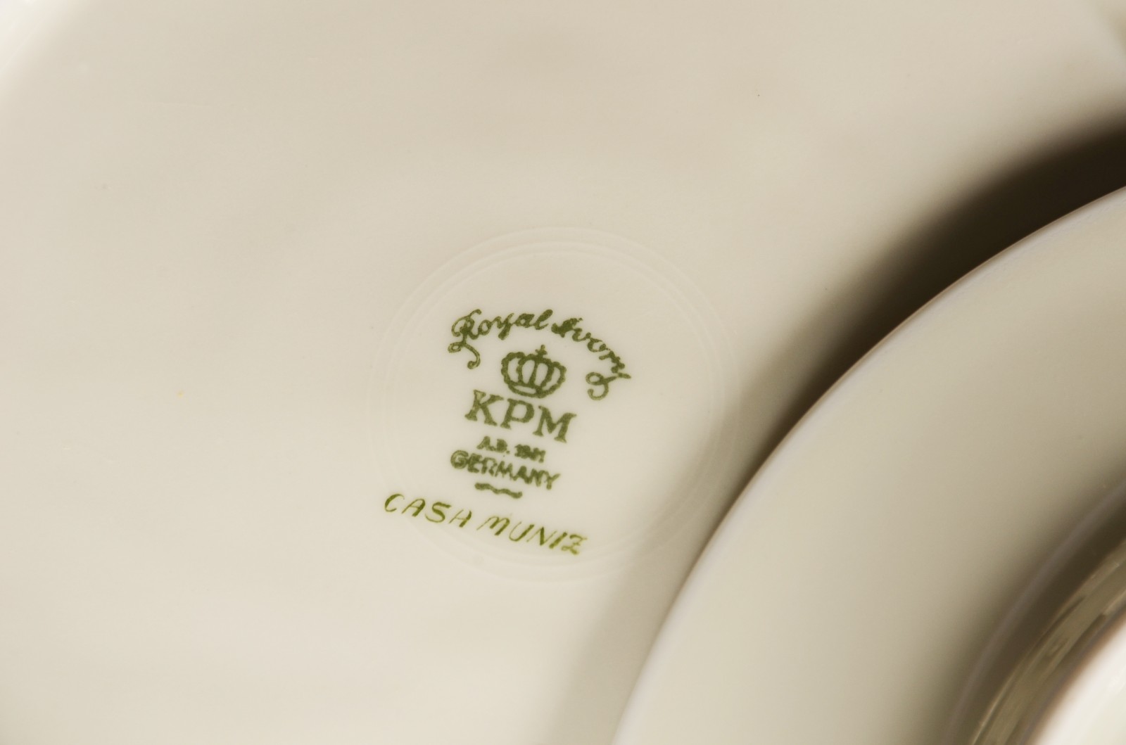 Serviço de chá de porcelana tcheca "Royal Ivory", composto de: 6... - foto 11 de 11