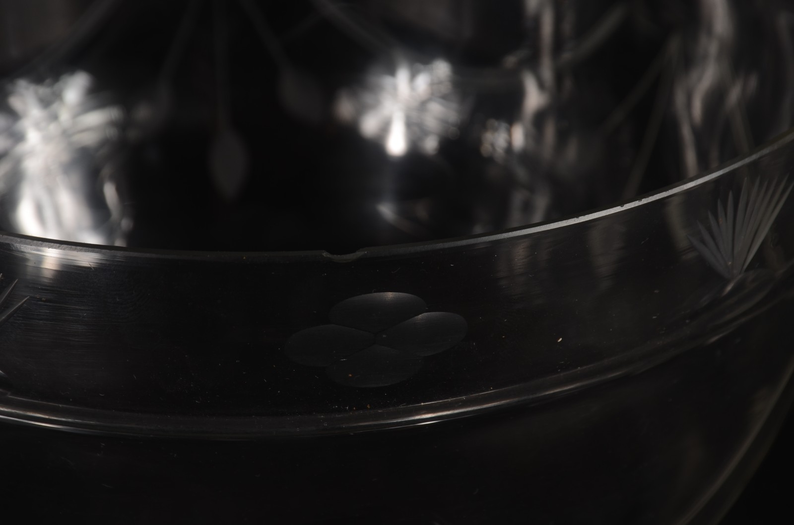 Duas fruteiras de cristal lapidado. - foto 4 de 5