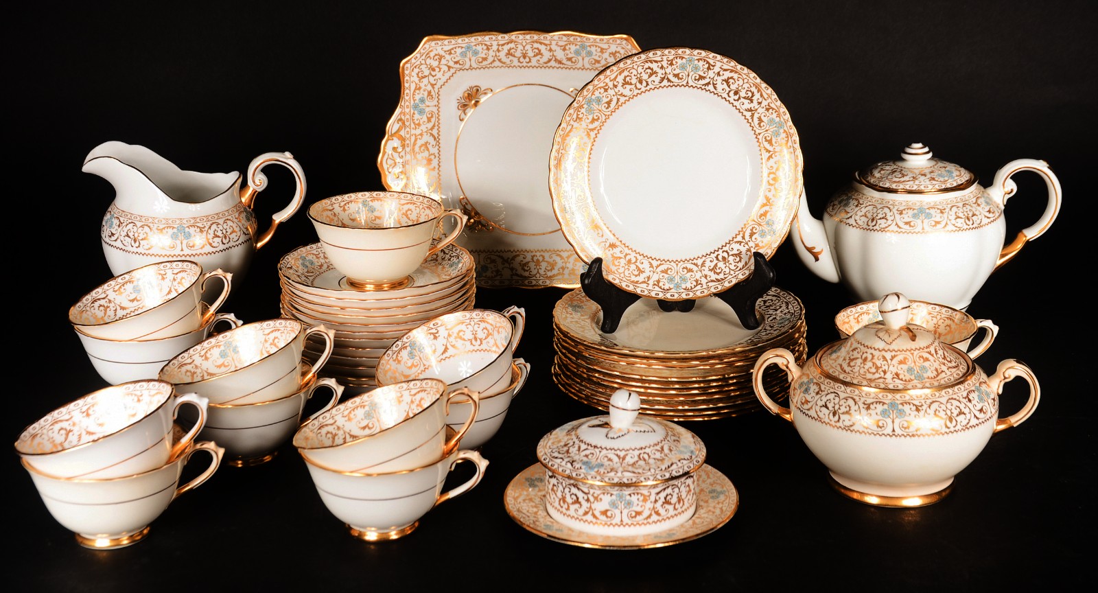 Serviço de chá de porcelana inglesa tuscan, composto de: bule... - foto 1 de 11