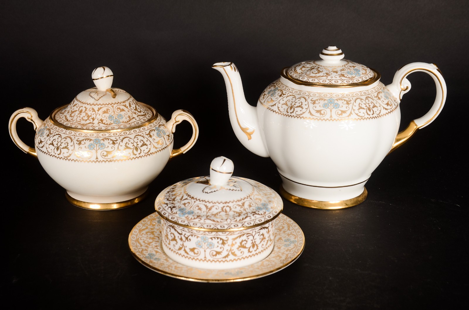 Serviço de chá de porcelana inglesa tuscan, composto de: bule... - foto 3 de 11