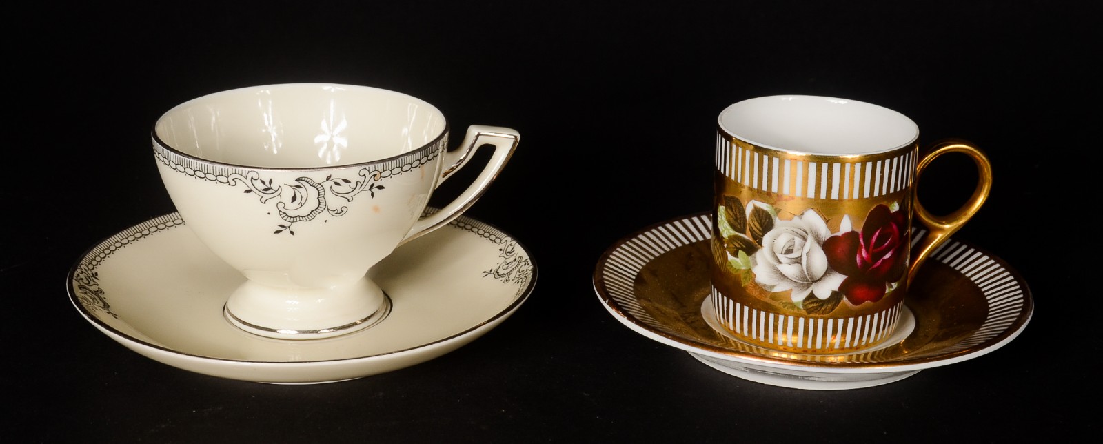 Seis xícaras de café com pires de porcelana Bavaria. Acompanham 6... - foto 2 de 6