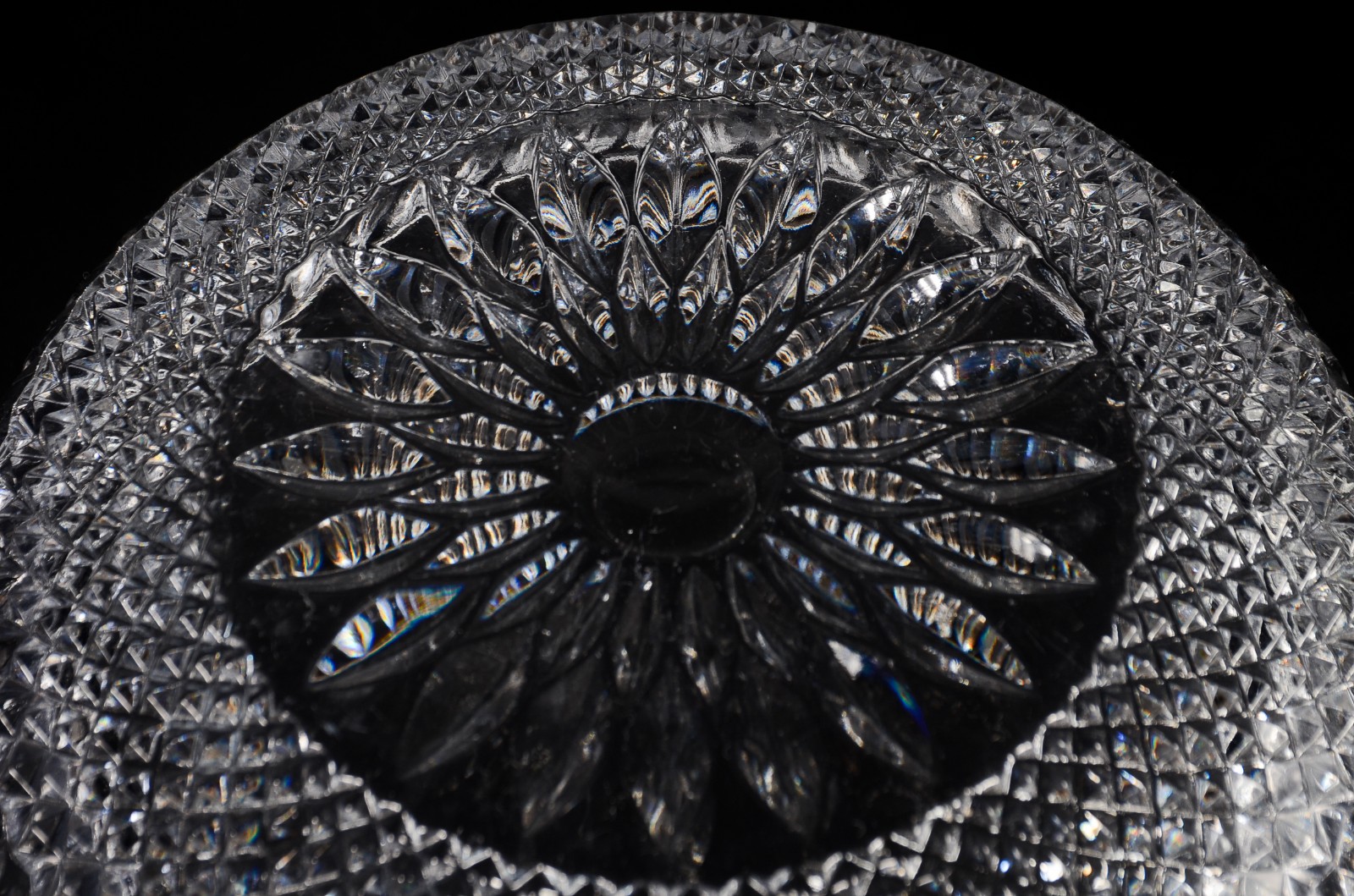 Dois bowls de cristal lapidado. - foto 9 de 10