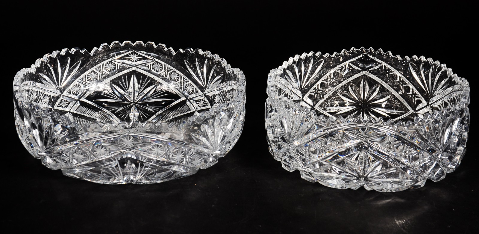 Dois bowls de cristal lapidado. - foto 1 de 8