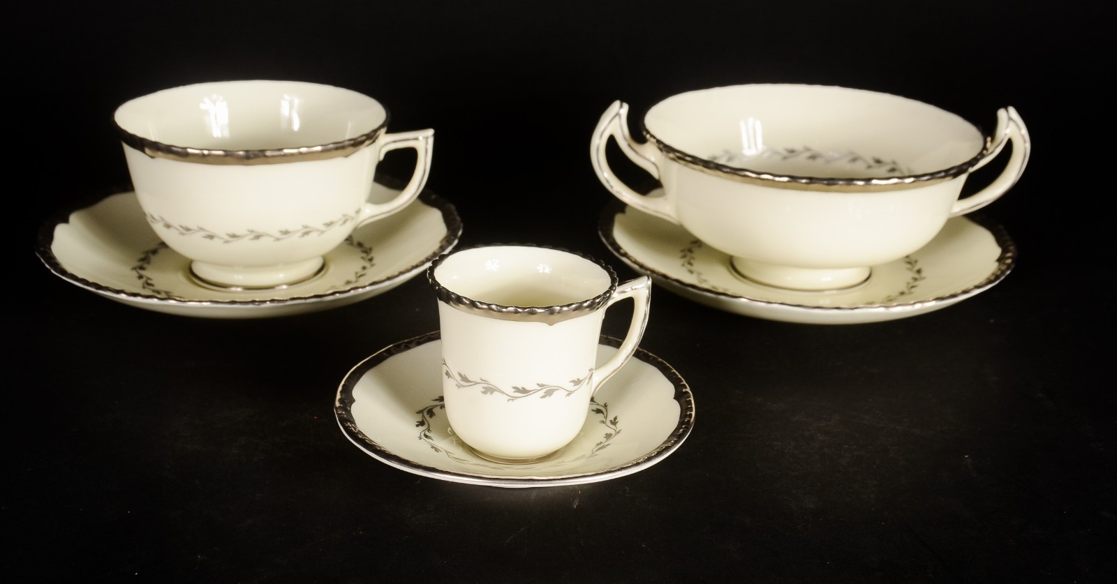 Royal Doulton (1815) - foto 3 de 11