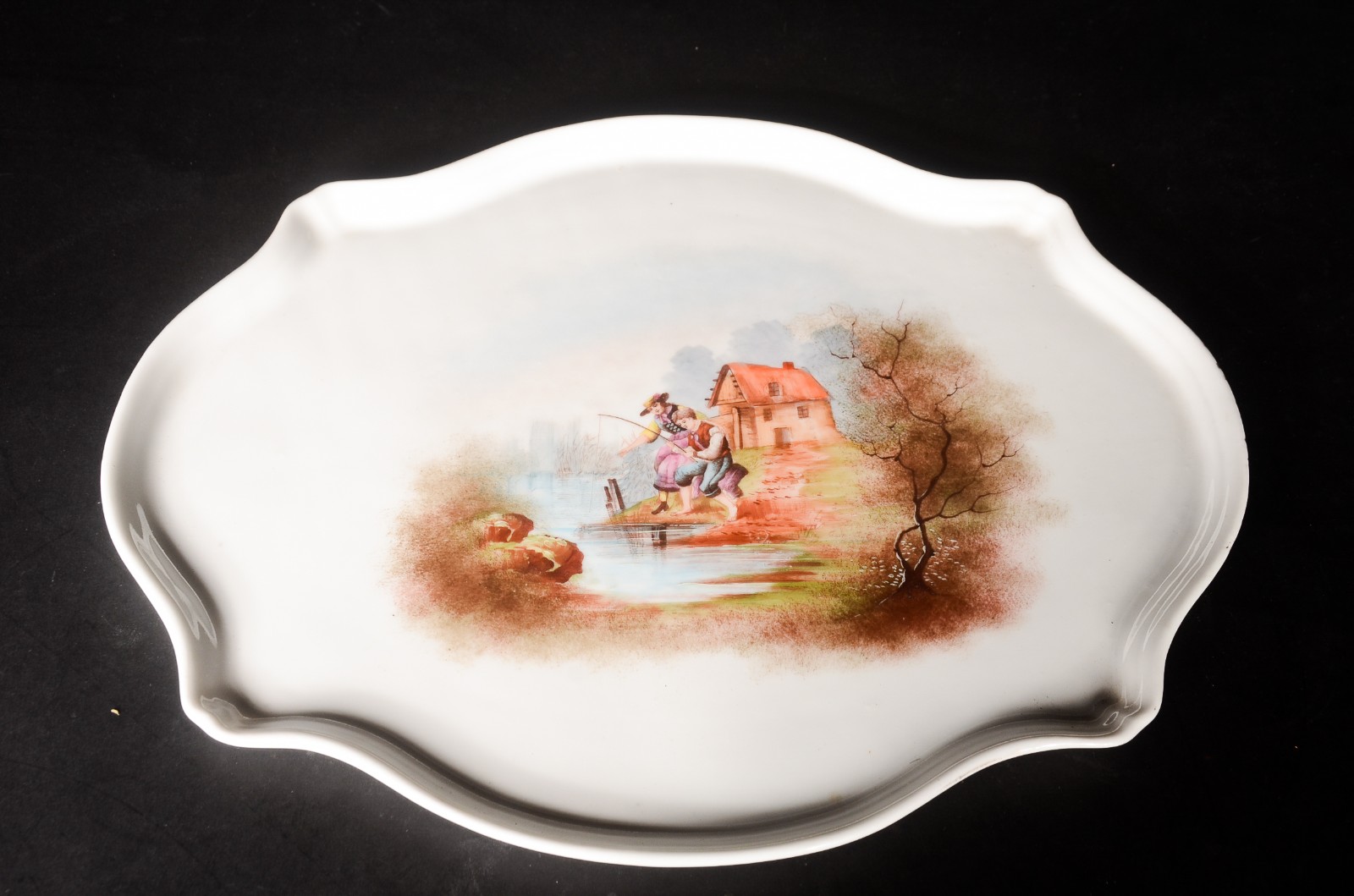 Tetê a tetê de porcelana com cena romântica policromada com 5 peças... - foto 6 de 11
