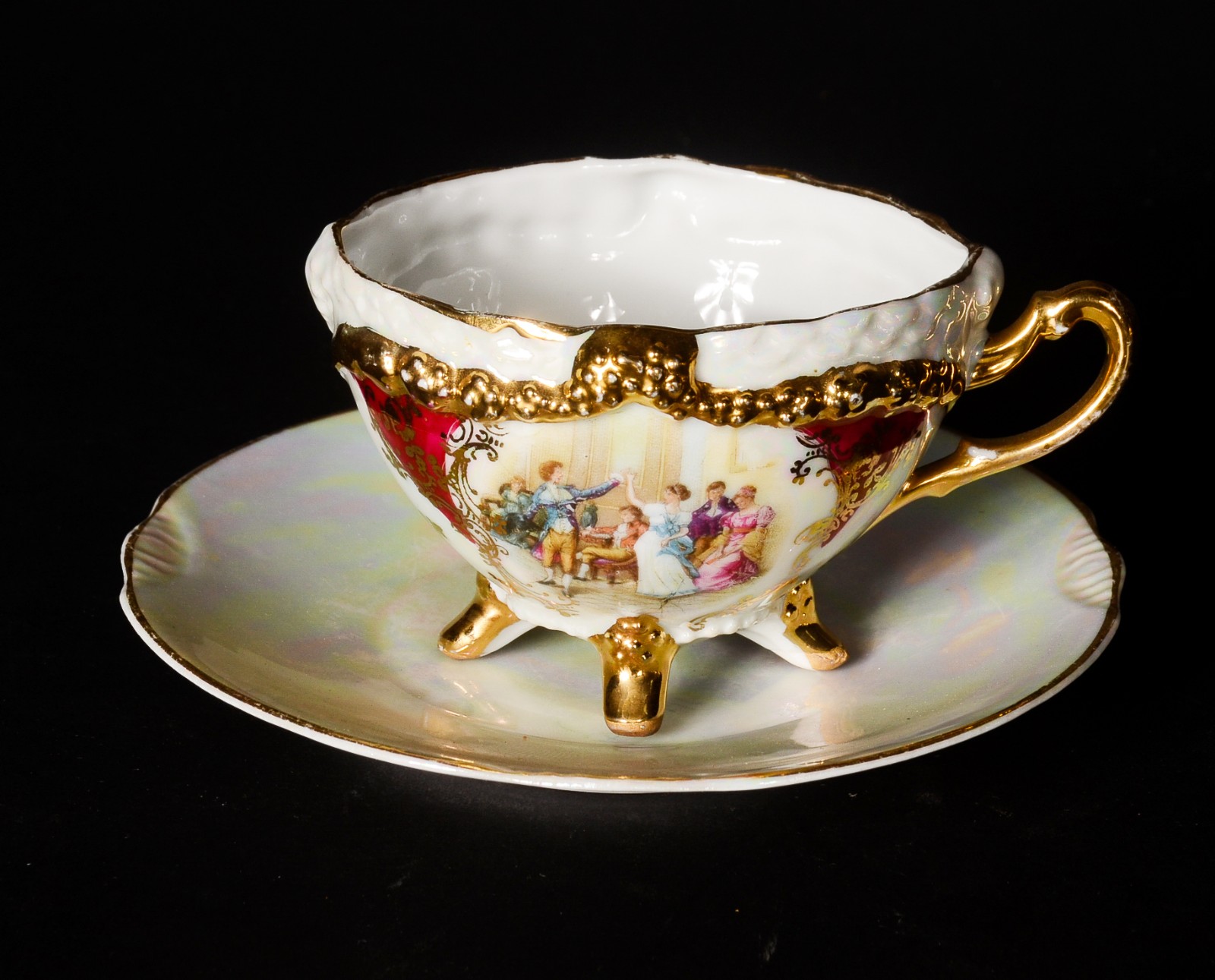 Tetê a tetê de porcelana com cena romântica policromada com 5 peças... - foto 8 de 11