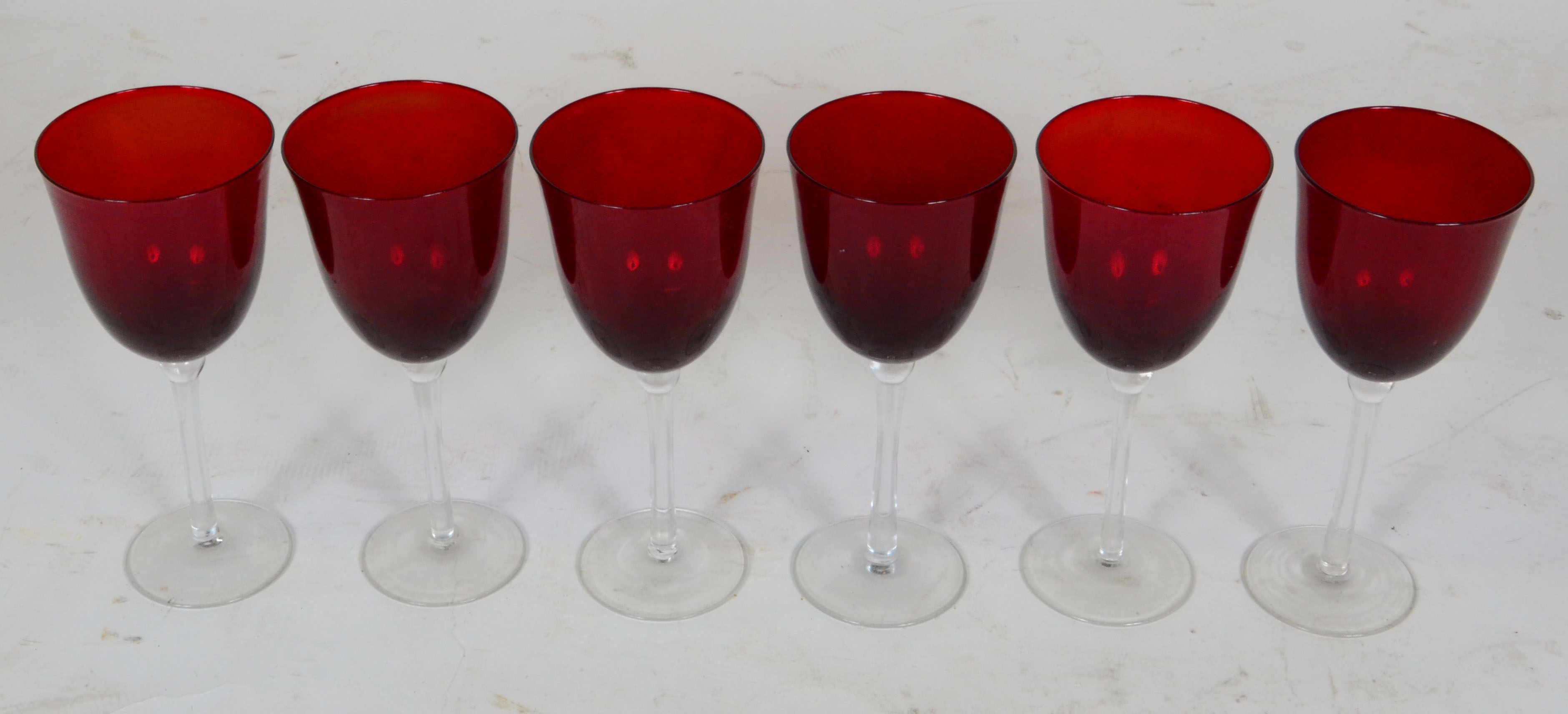 Seis taças de cristal vermelho para vinho branco - foto 2 de 2