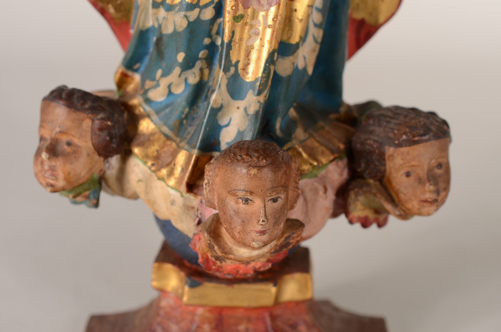 Nossa Senhora da Conceição - Imagem de madeira policromada e dourada... - foto 4 de 9