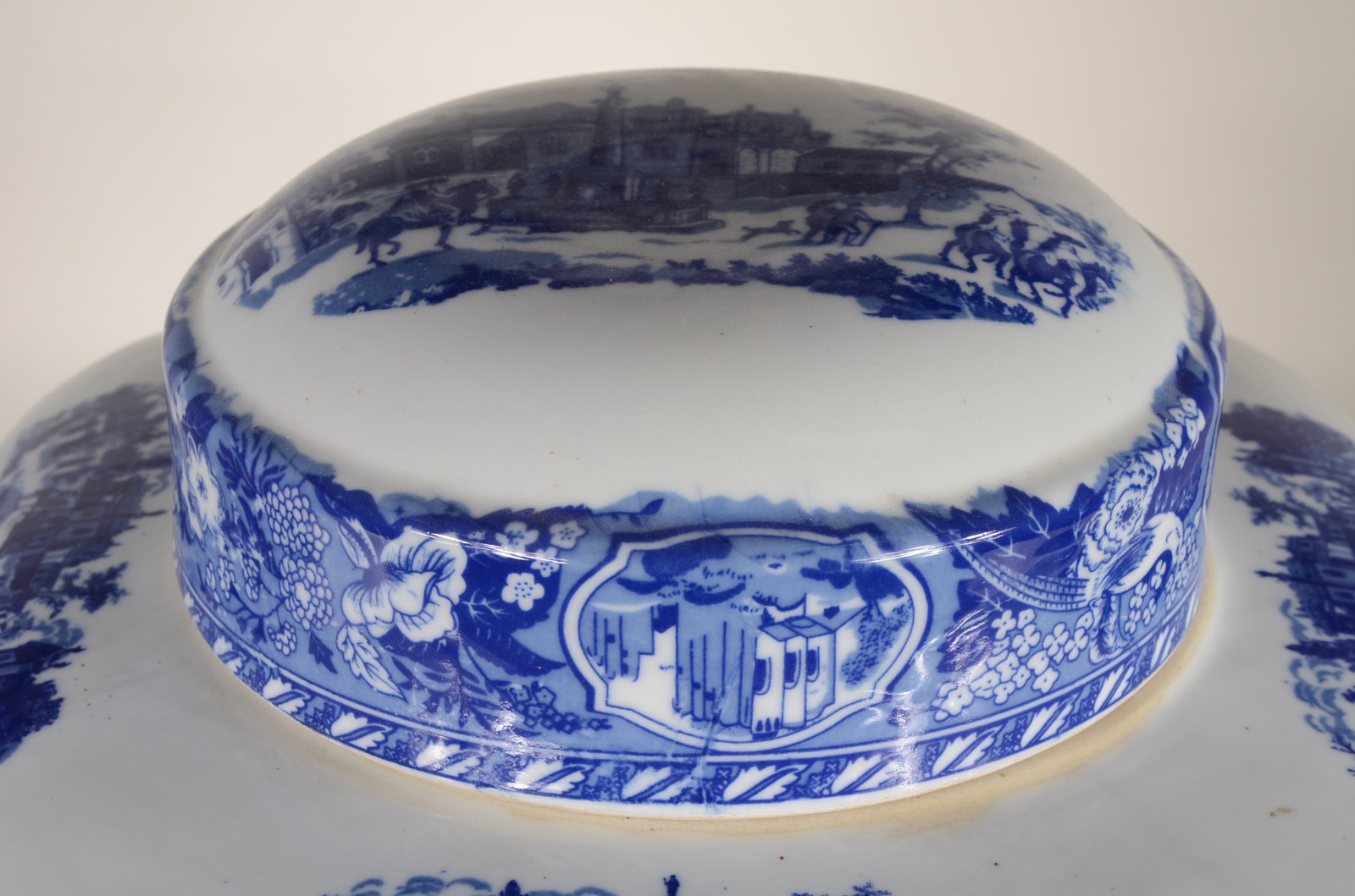 Grande potiche de porcelana Victoria Ware - Ironstone, decorada com... - foto 5 de 10