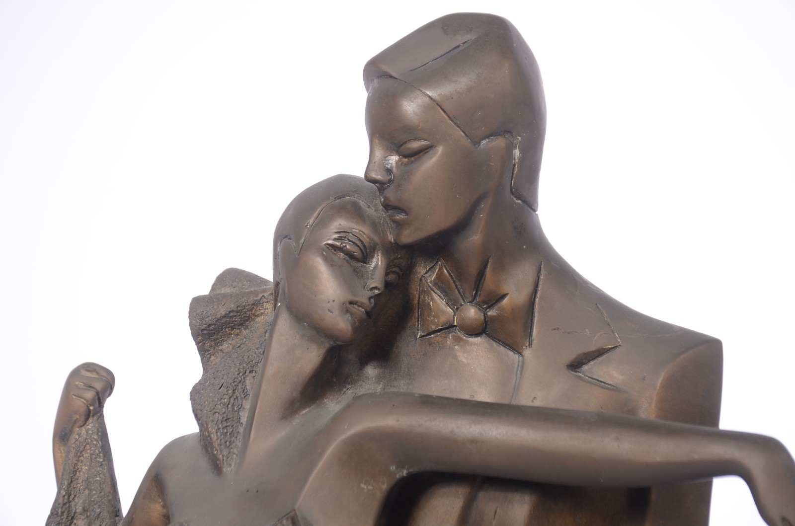 Escultura de bronze representando casal de dançarinos, base de... - foto 3 de 5