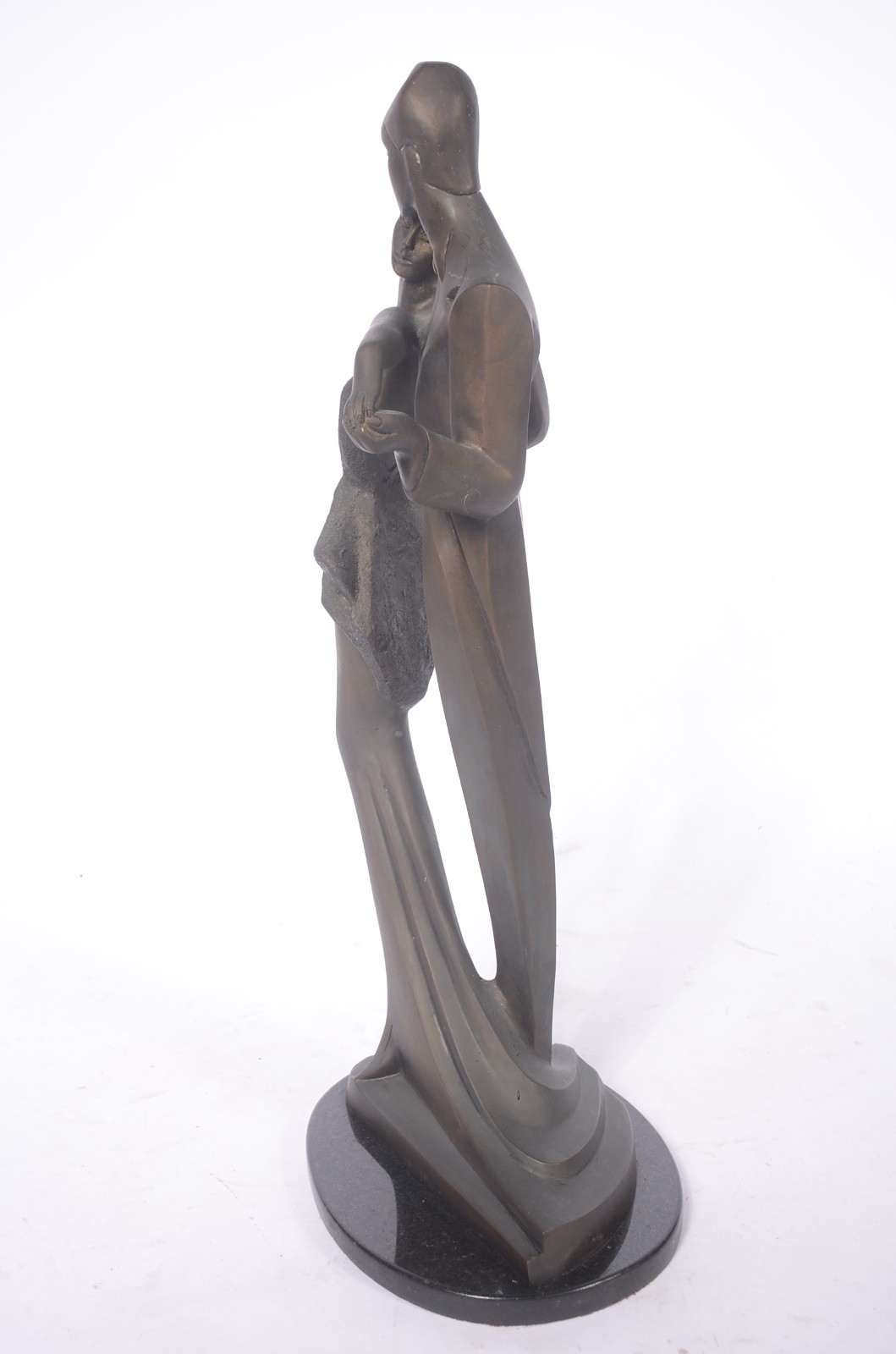 Escultura de bronze representando casal de dançarinos, base de... - foto 5 de 5