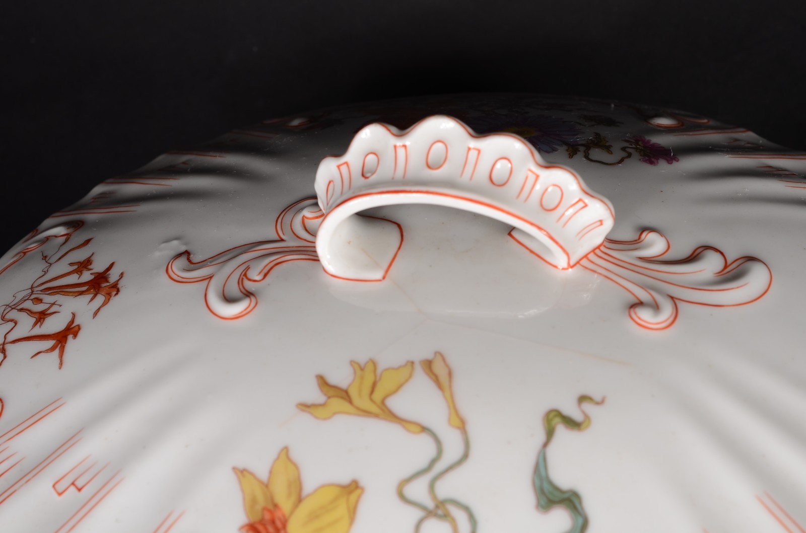 Aparelho de porcelana francesa Velho Paris, composto de: 13 pratos... - foto 7 de 11