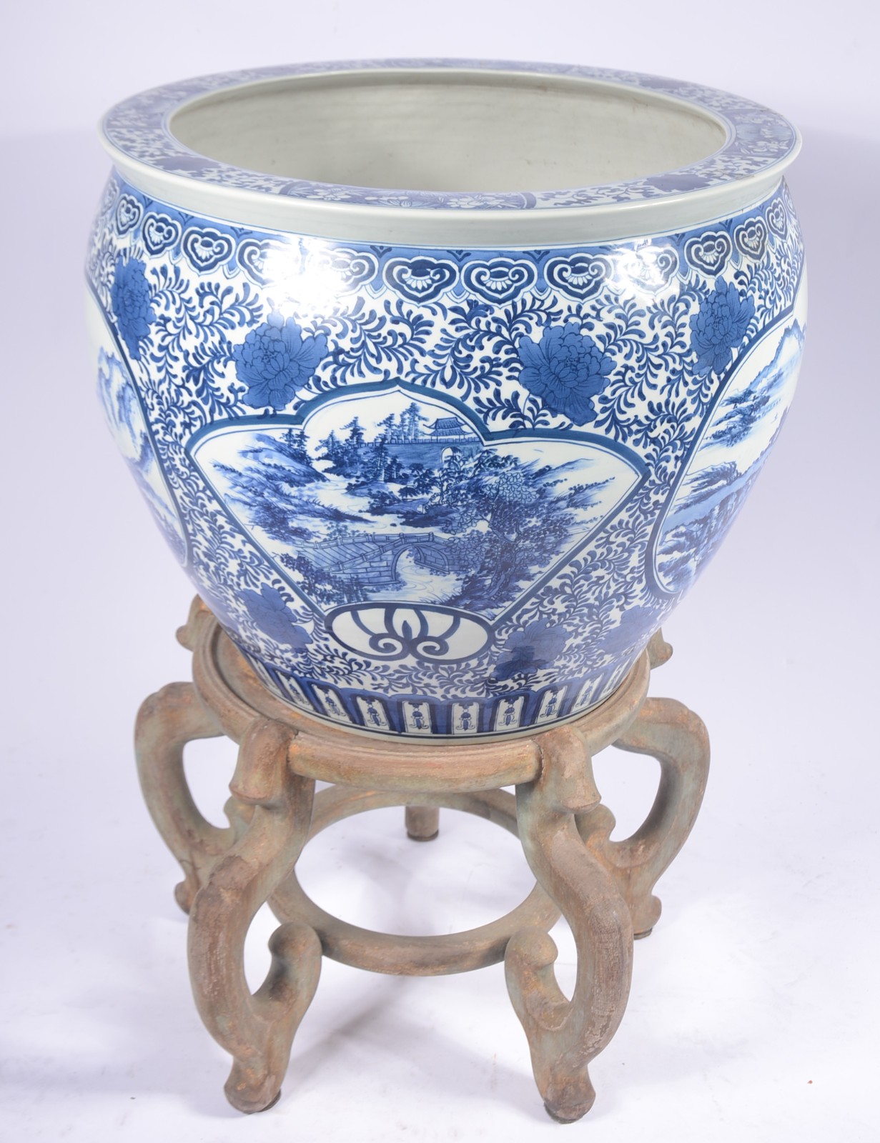 Grande aquário/cachepot de porcelana oriental decorada com paisagens... - foto 2 de 8