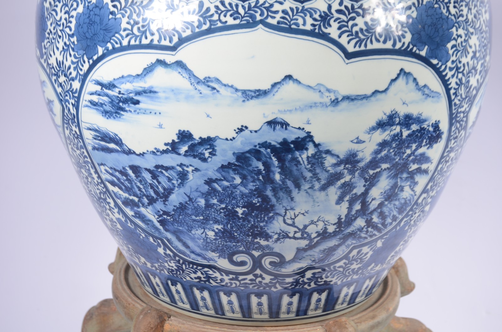 Grande aquário/cachepot de porcelana oriental decorada com paisagens... - foto 5 de 8