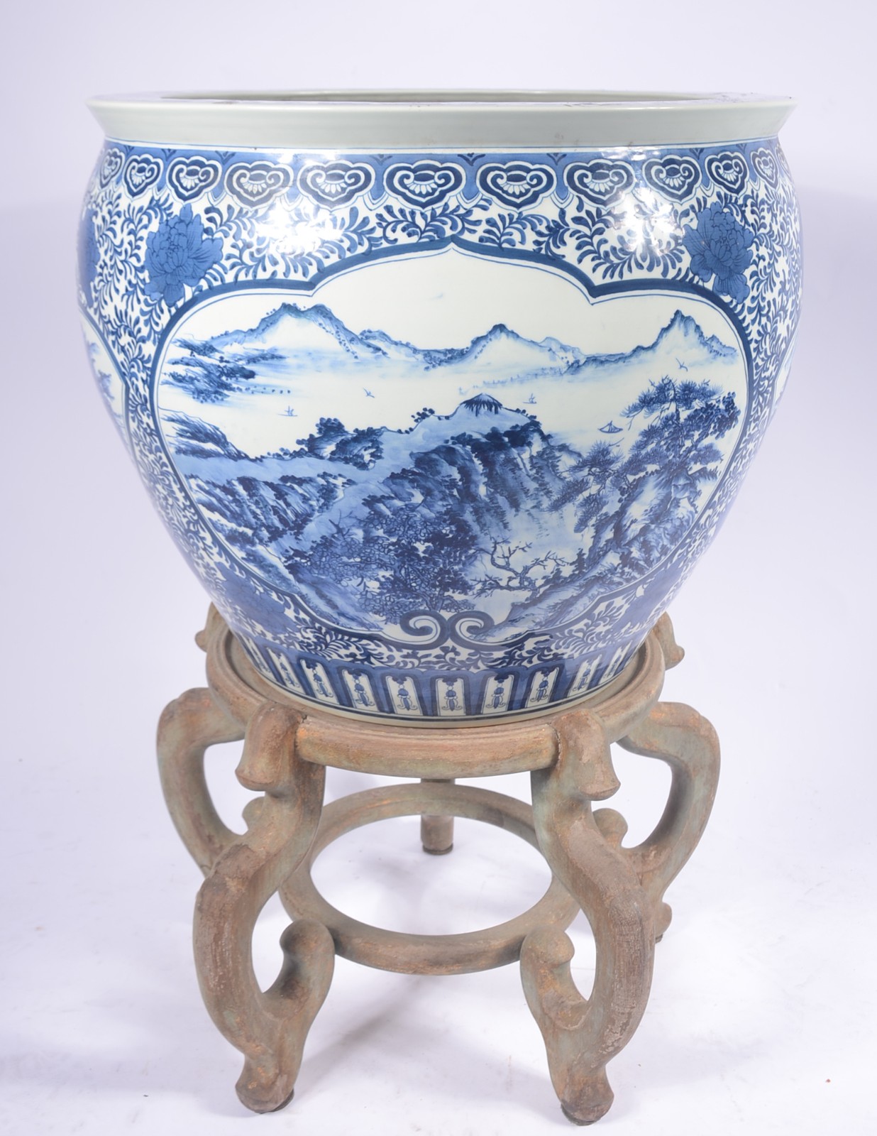 Grande aquário/cachepot de porcelana oriental decorada com paisagens... - foto 1 de 8