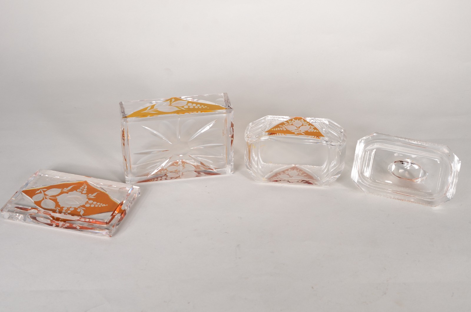 Conjunto para toilette com 3 peças de cristal doublé âmbar, sendo... - foto 9 de 11