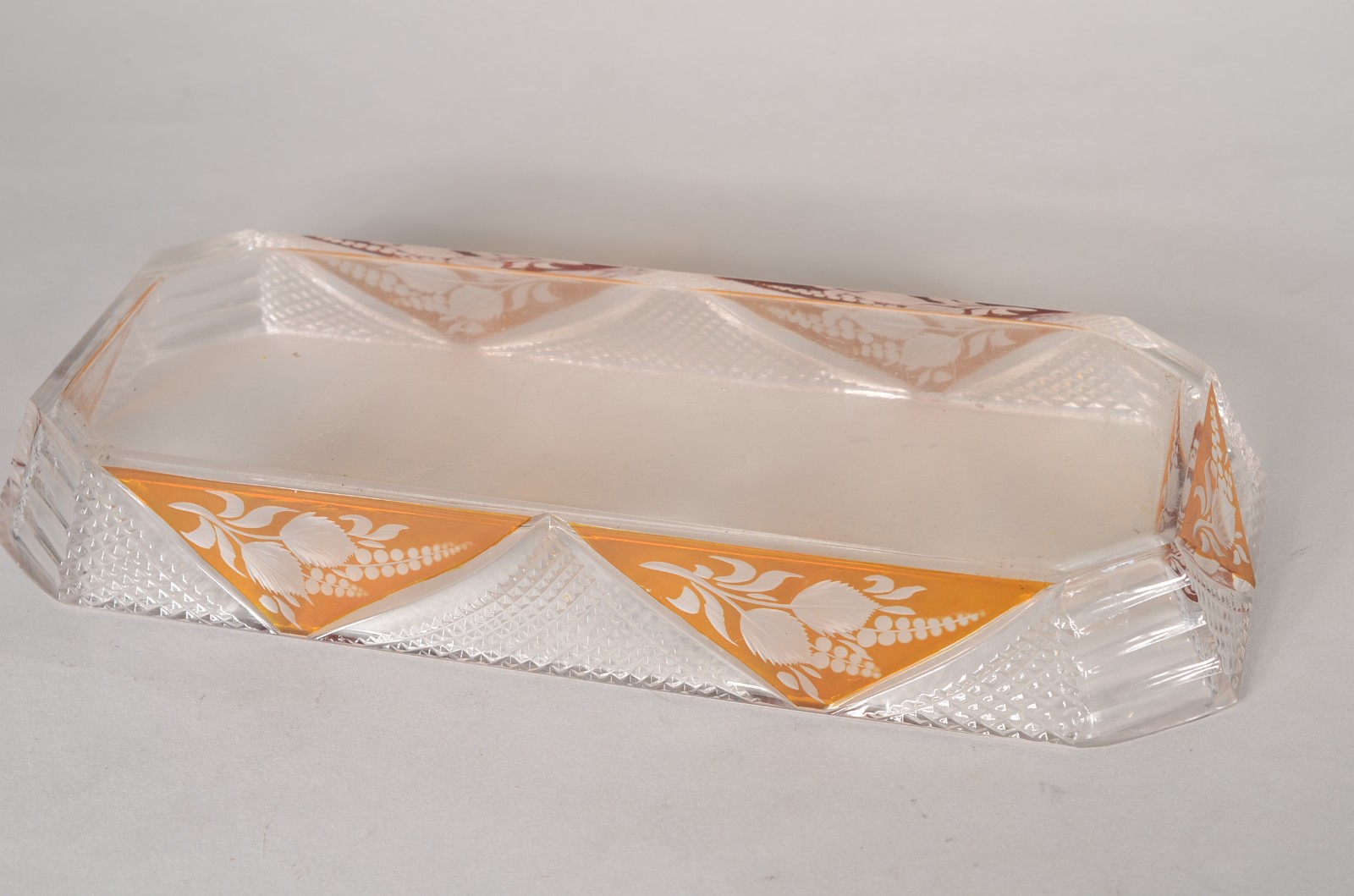 Conjunto para toilette com 3 peças de cristal doublé âmbar, sendo... - foto 10 de 11