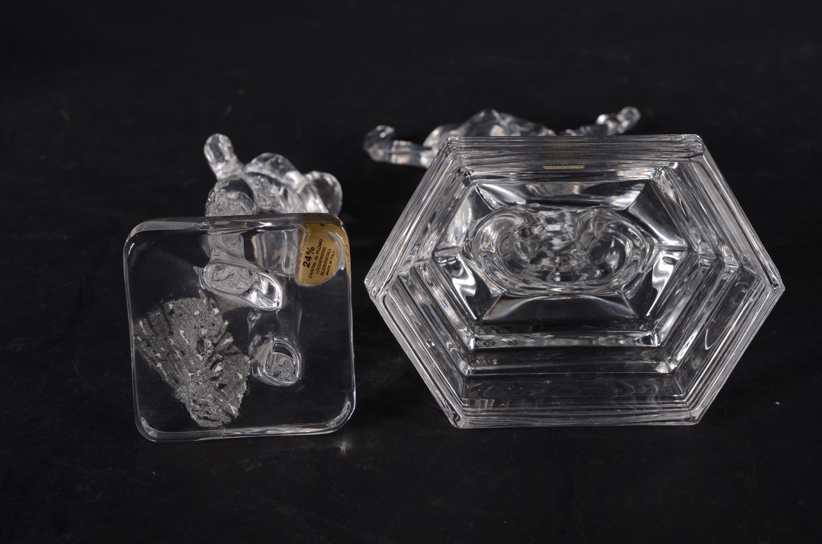 Três peças de cristal, sendo: 2 esculturas representando bailarina e... - foto 8 de 9
