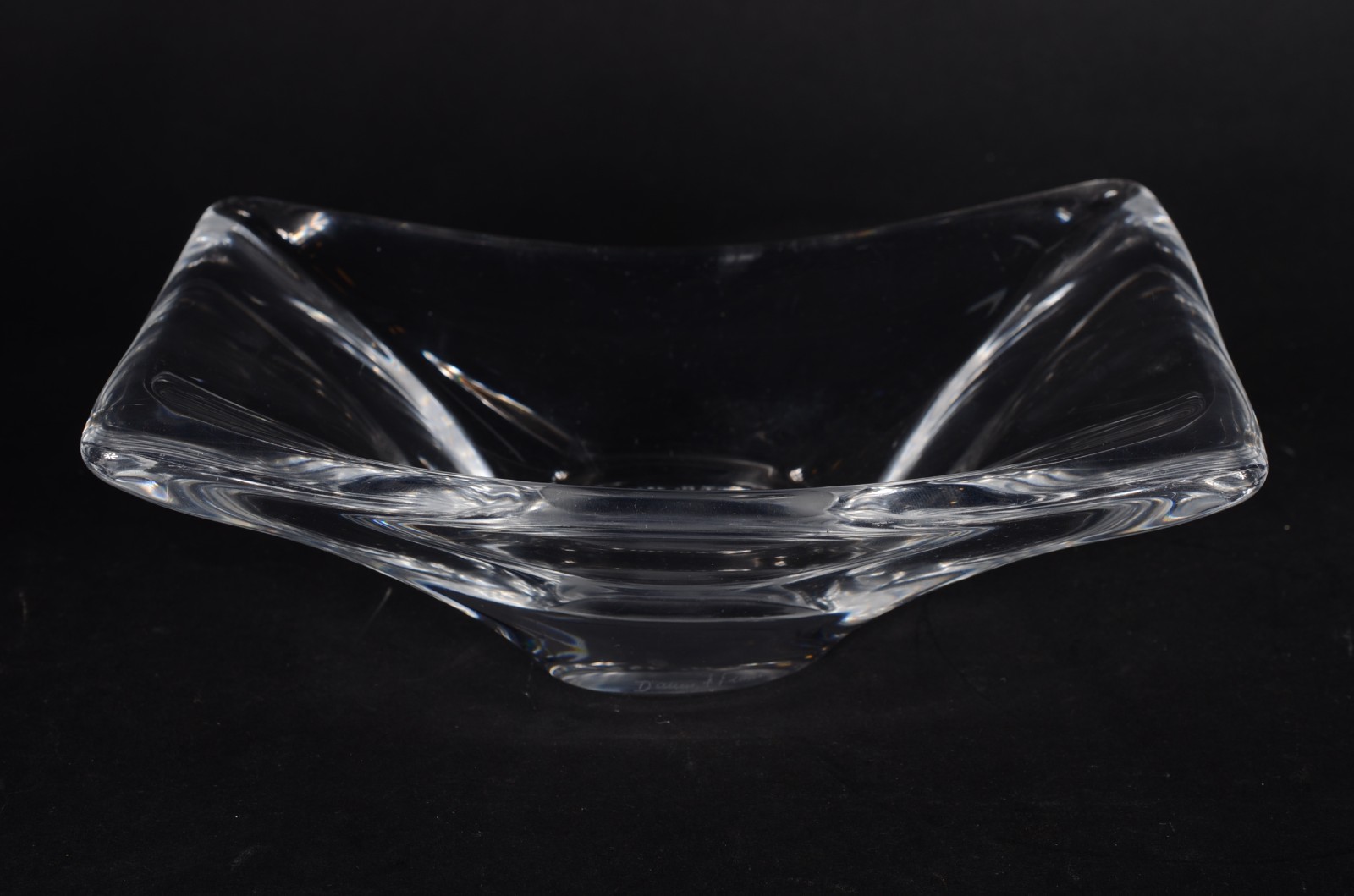Três peças de cristal, sendo: 2 esculturas representando bailarina e... - foto 2 de 9