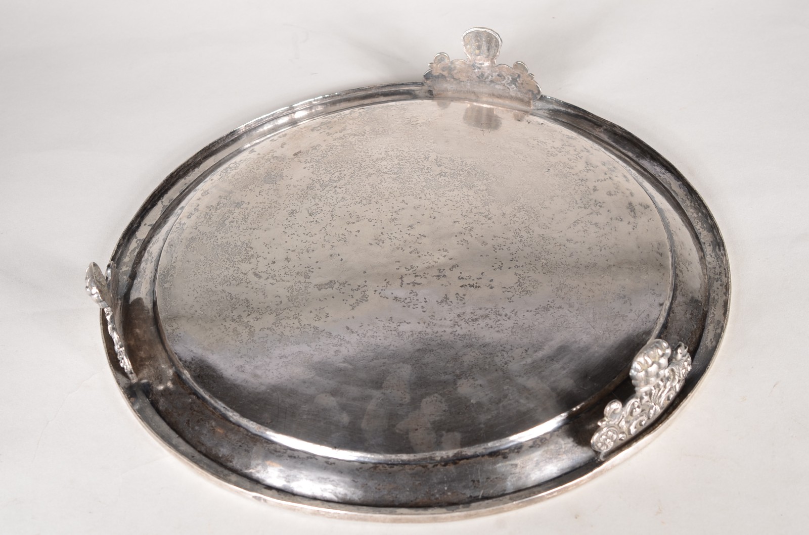 Salva em prata brasileira, contraste "10 Dinheiros", estilo "D... - foto 5 de 6
