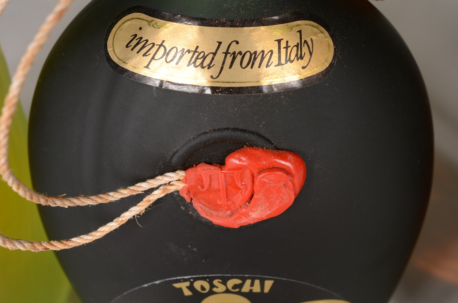 Cinco bebidas diversas, sendo: Limoncello Villa Massa; Nocello, licor... - foto 3 de 8