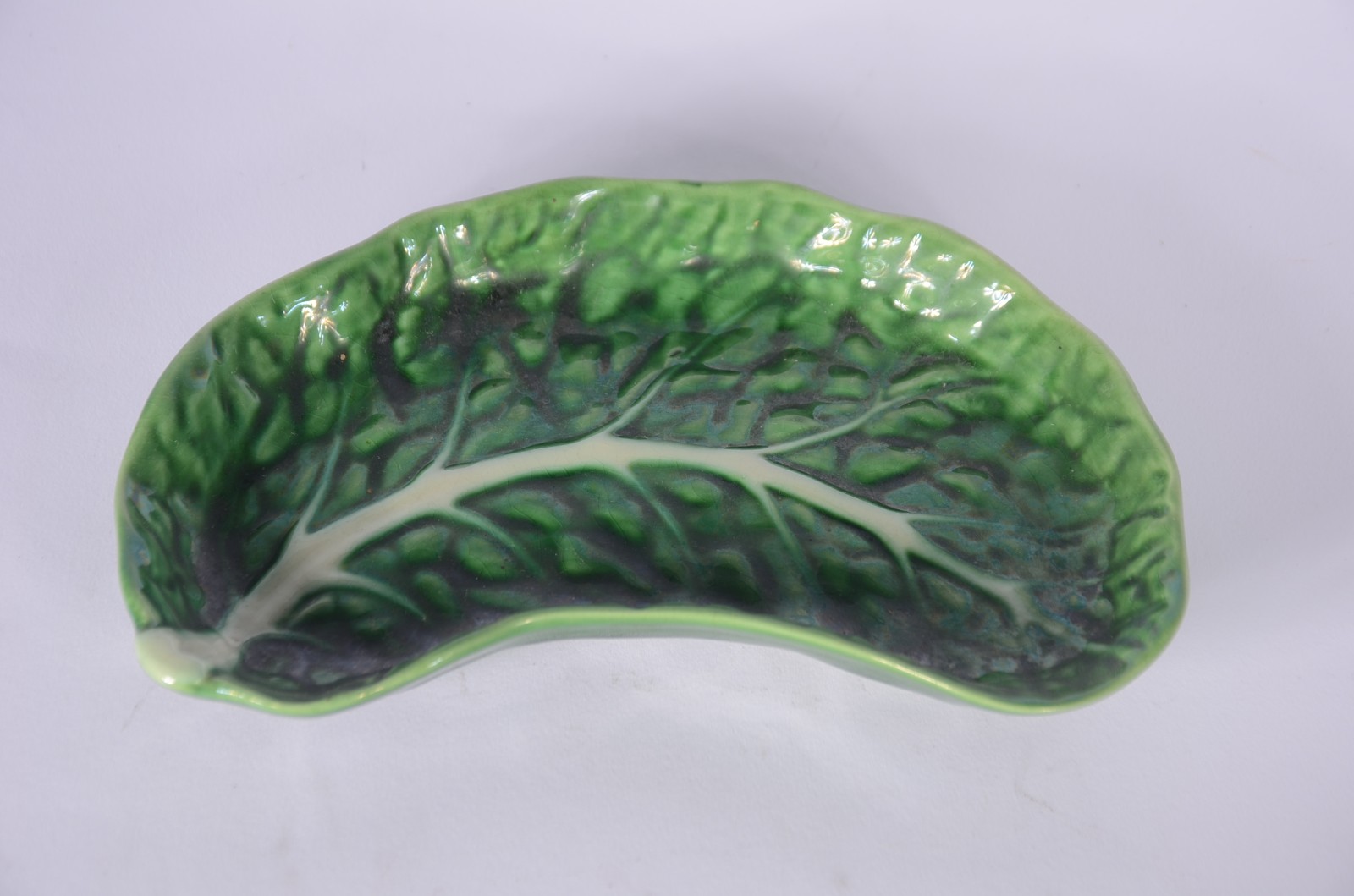 Aparelho de jantar de faiança portuguesa, composto de: 6 pratos... - foto 5 de 11