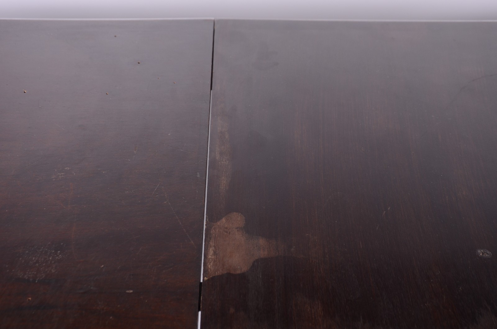 Mesa de jantar oval de madeira nobre, tabua extensora (48 cm x 100... - foto 6 de 8