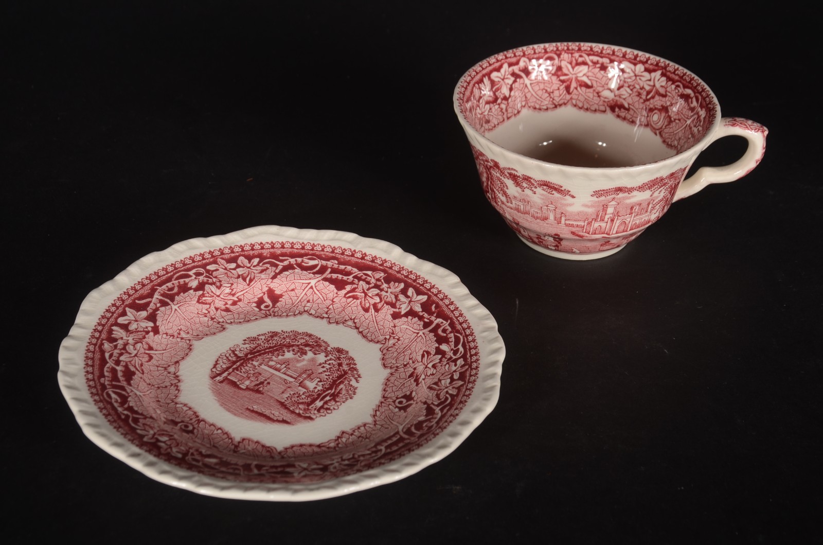 Aparelho de fainça inglesa Mason's rosa e branco para chá, composto... - foto 4 de 9
