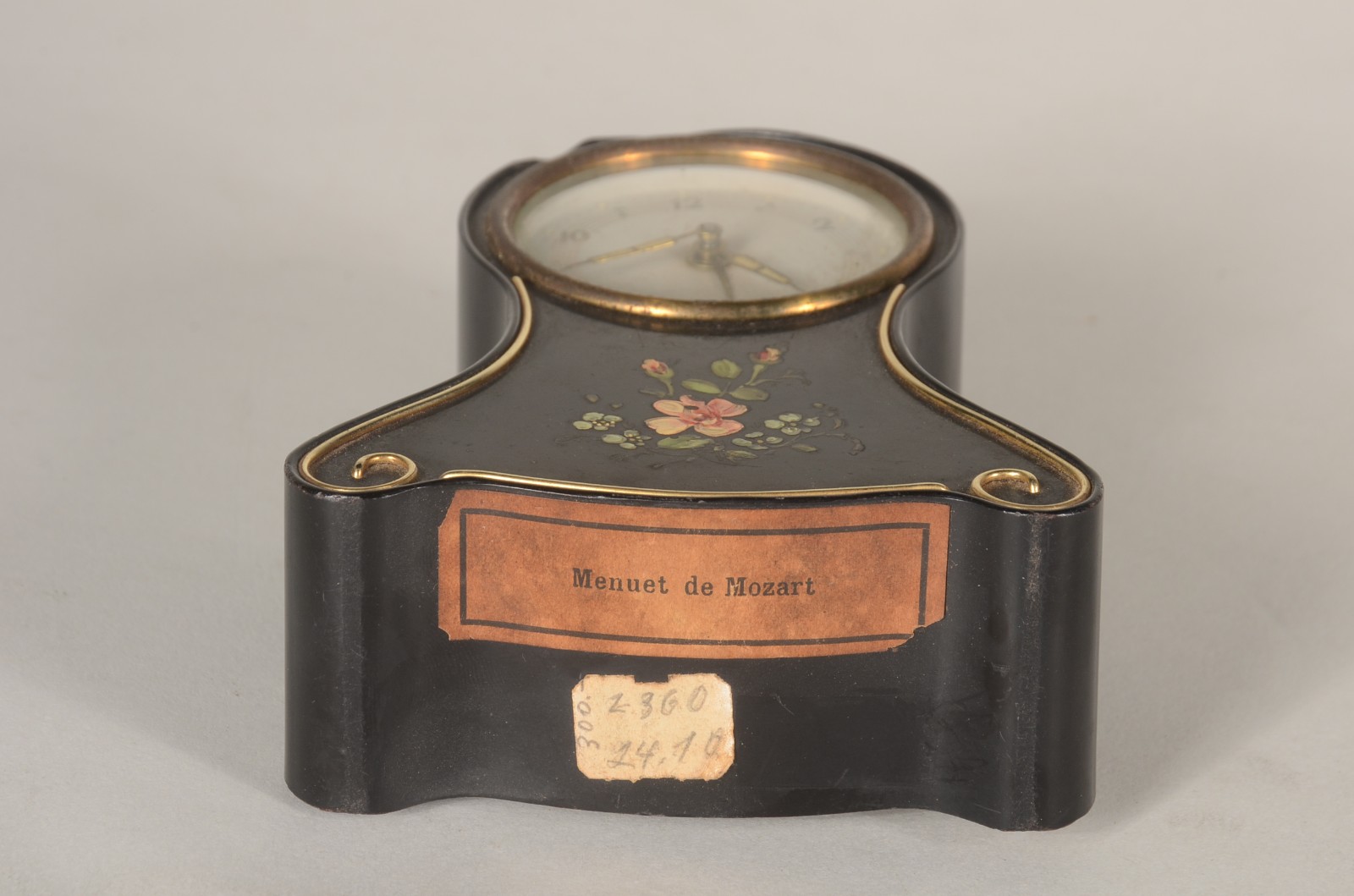 Pequeno relógio alemão de mesa, caixa de madeira de lacca preta e... - foto 6 de 6