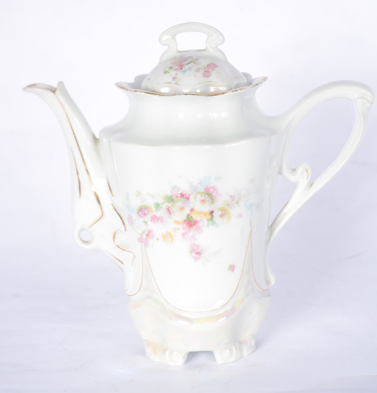 Serviço para café de porcelana, composto de: 4 xícaras com pires... - foto 10 de 11