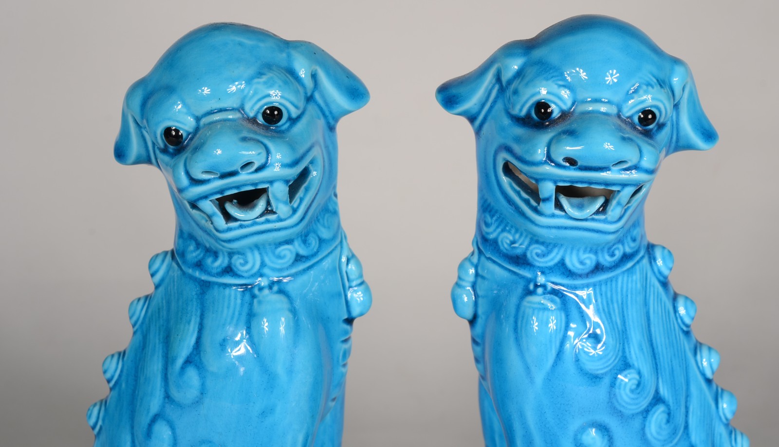 Par de cães de fó de porcelana azul turquesa. - foto 2 de 9
