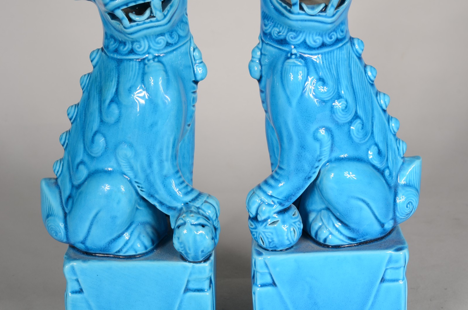 Par de cães de fó de porcelana azul turquesa. - foto 4 de 9
