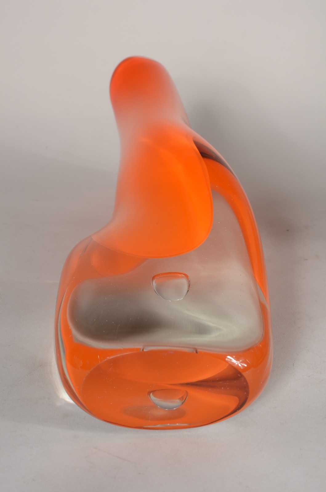 Vaso decorativo de vidro na cor laranja. - foto 7 de 7