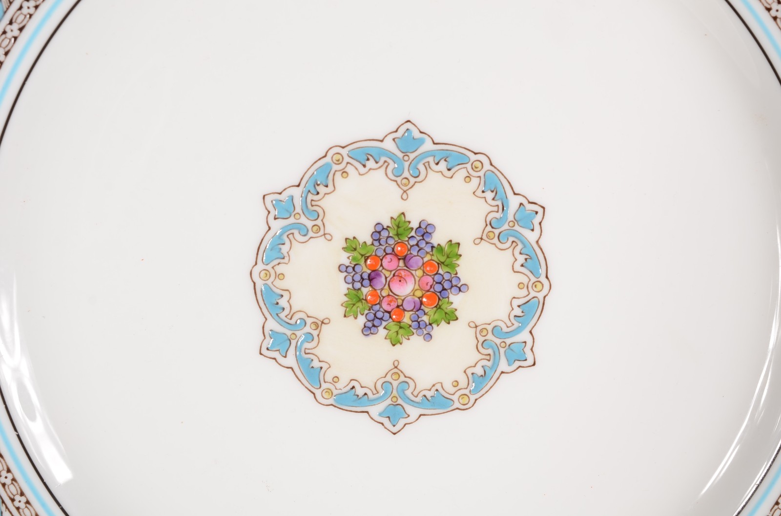 Serviço de jantar de porcelana inglesa Wedgwood, borda com guirlandas... - foto 2 de 6