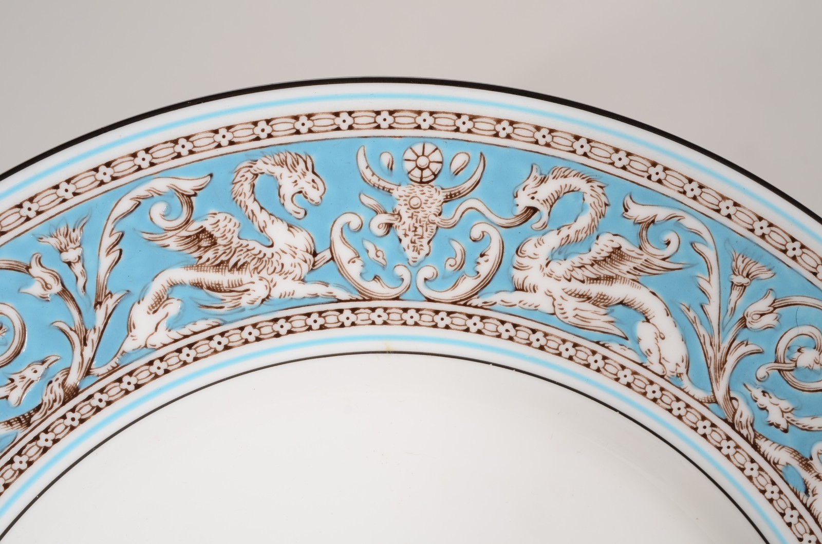 Serviço de jantar de porcelana inglesa Wedgwood, borda com guirlandas... - foto 3 de 6