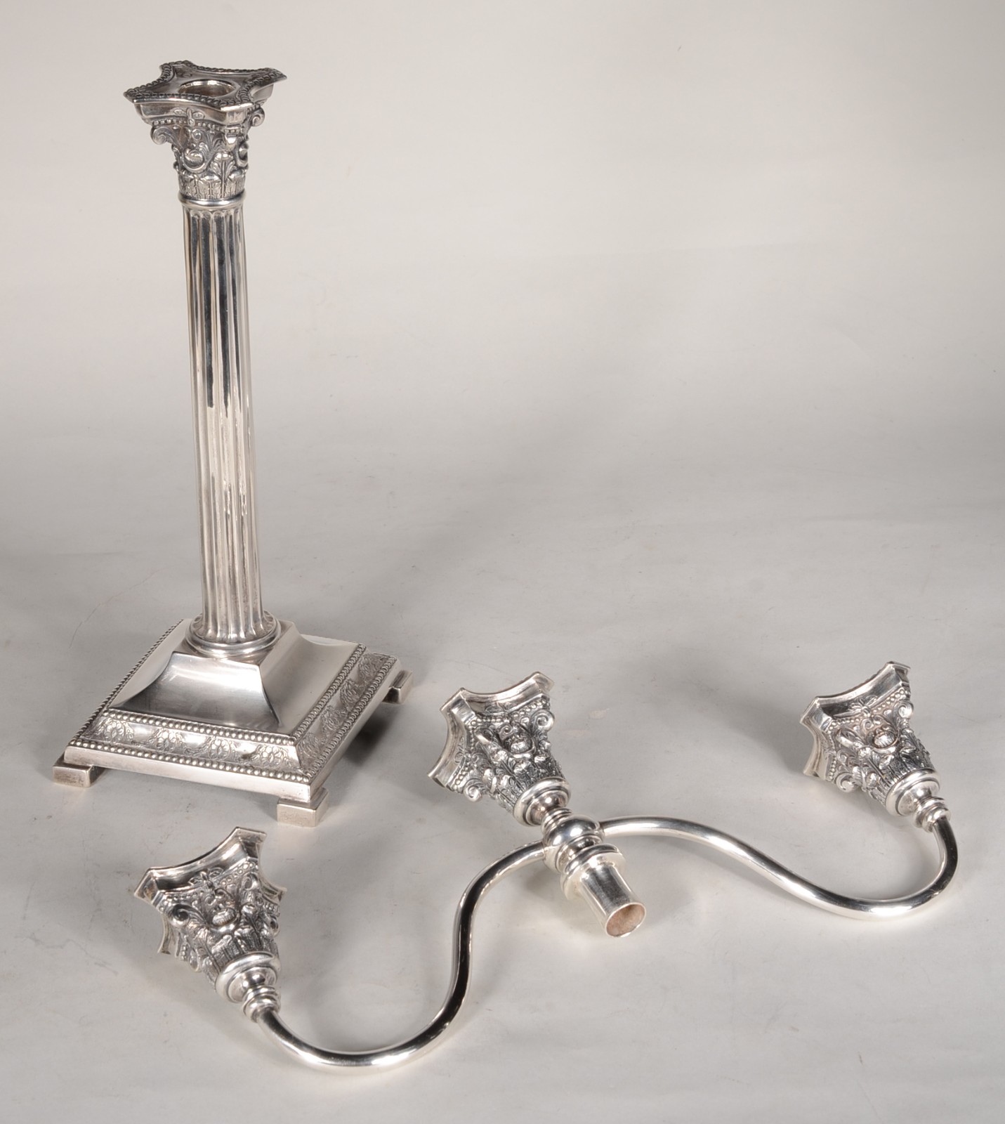 Par de candelabros de prata contraste 925 mls, para 3 velas cada com... - foto 3 de 11