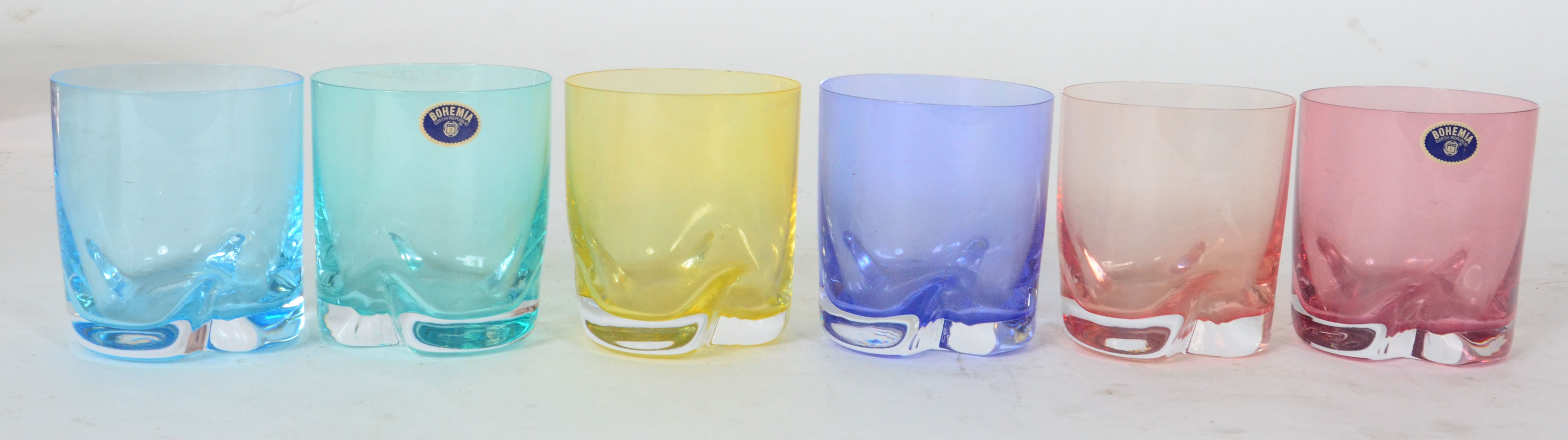 Seis copos de cristal Bohemia para whisky colorido - foto 1 de 2