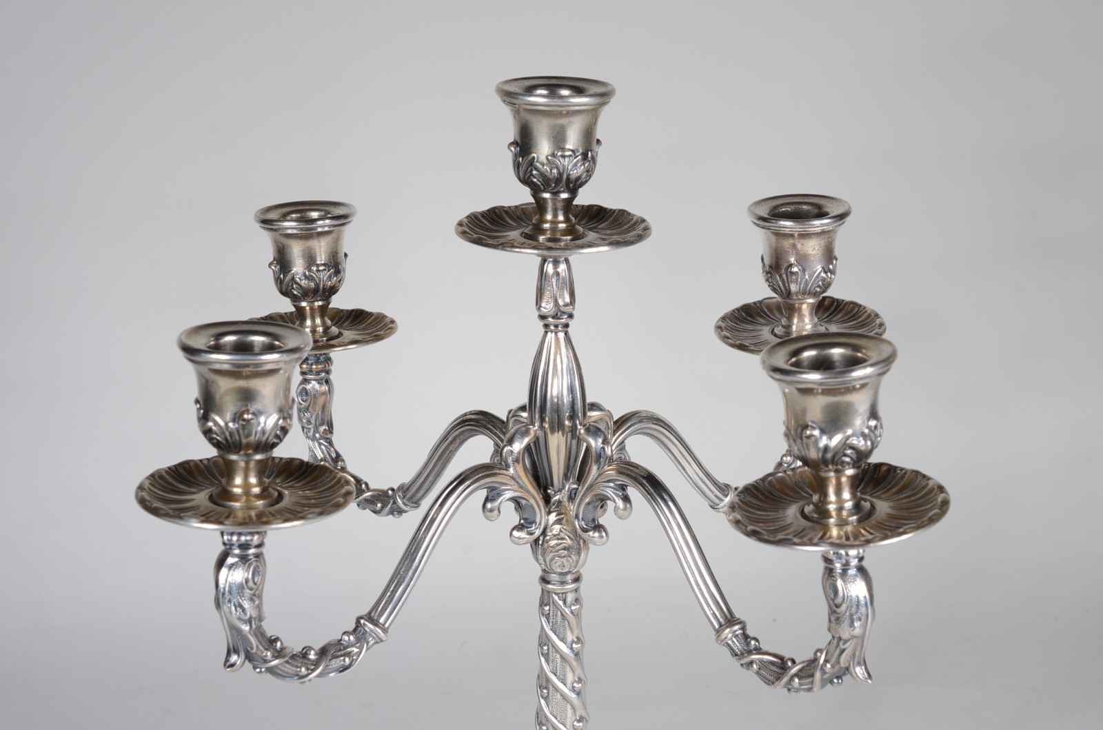 Candelabro para cinco velas de prata italiana contraste 800 mls... - foto 2 de 10